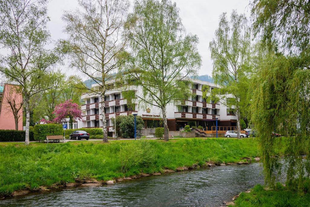 Kronen Hotel バート・リーベンツェル エクステリア 写真
