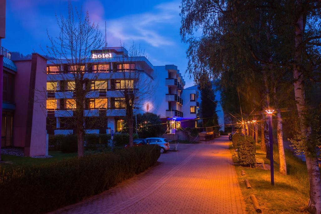 Kronen Hotel バート・リーベンツェル エクステリア 写真